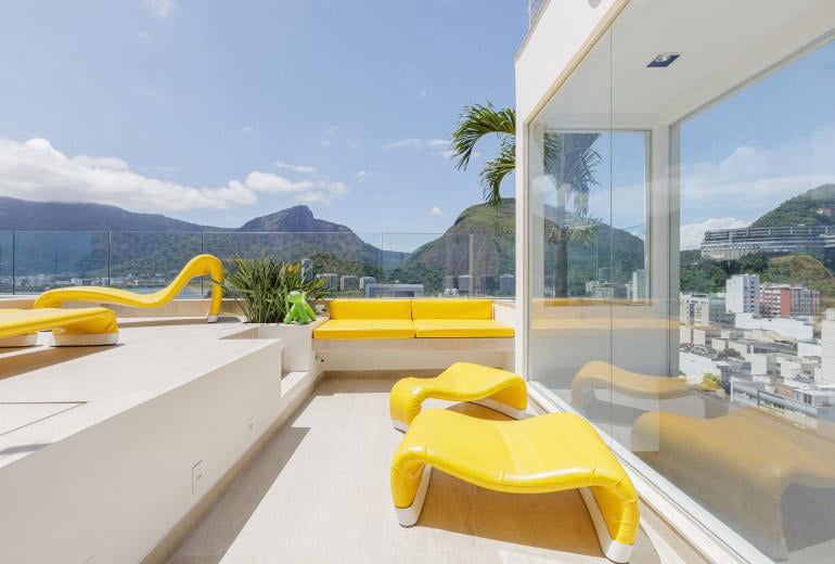 Cobertura de luxo com piscina em Ipanema