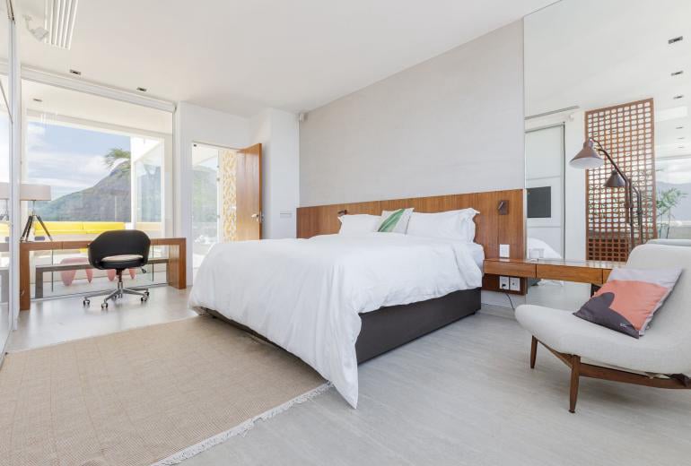 Cobertura de luxo com piscina em Ipanema