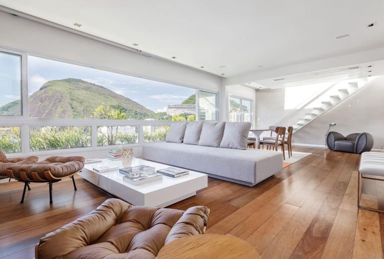 Cobertura de luxo com piscina em Ipanema