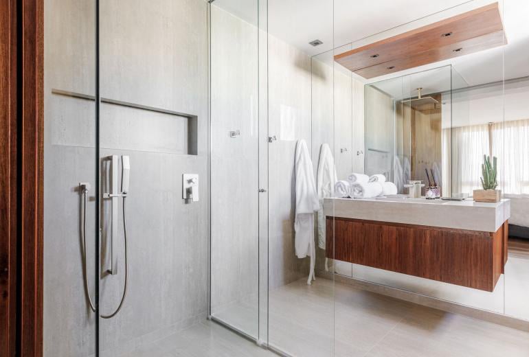 Cobertura de luxo com piscina em Ipanema