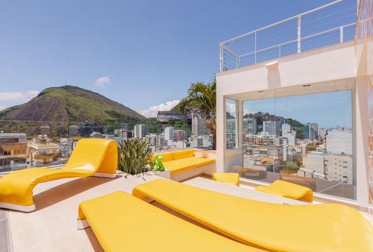 Cobertura de luxo com piscina em Ipanema