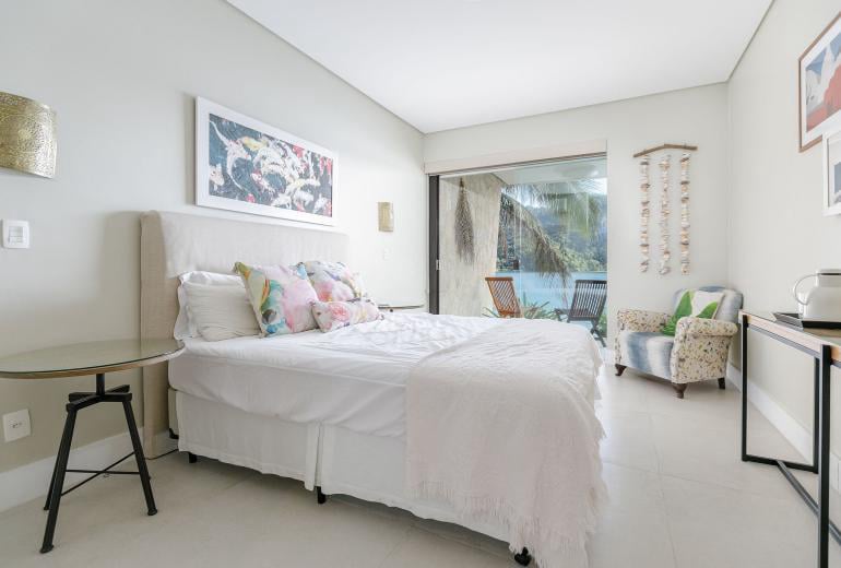 Linda villa beira-mar em Angra dos Reis