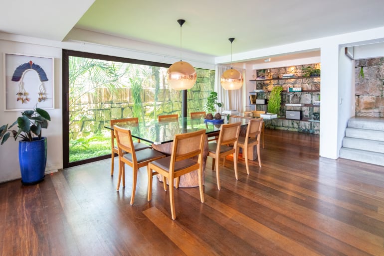 Linda mansão com vista fantástica no Joá